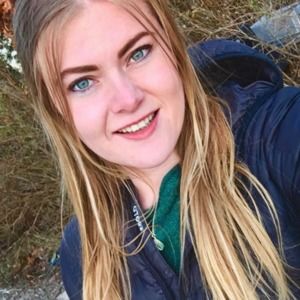 Meet your Posher, Abigail